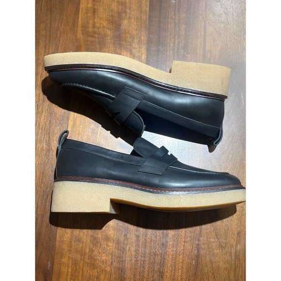 Everlane Black Loafers with Tan Sole - Picture 7 of 12